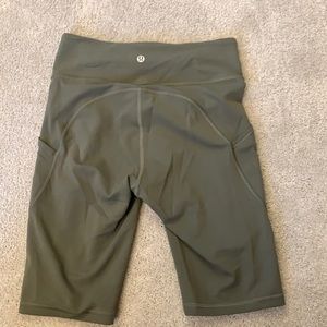 Selling my lulu shorts. Worn them twice
